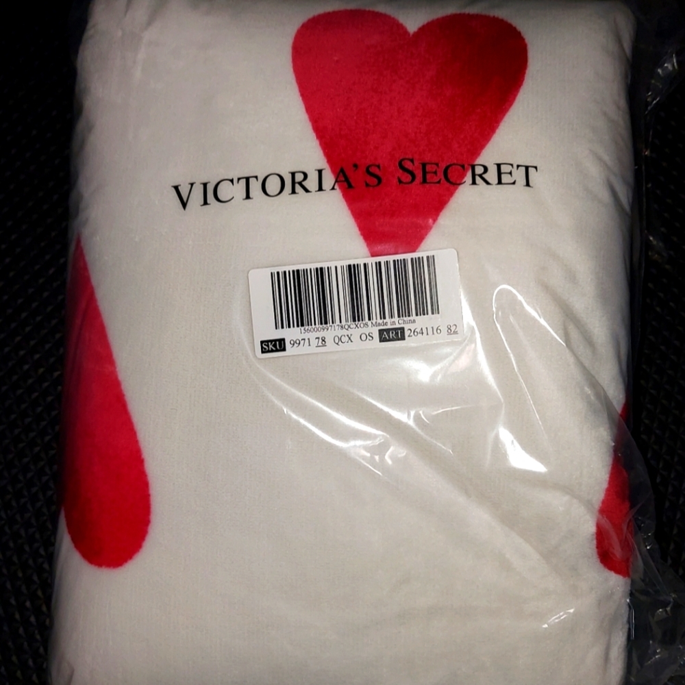 Victoria secret Blanket NIP